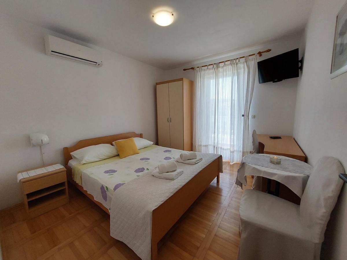 Apartmani Rahela Vodice Zewnętrze zdjęcie
