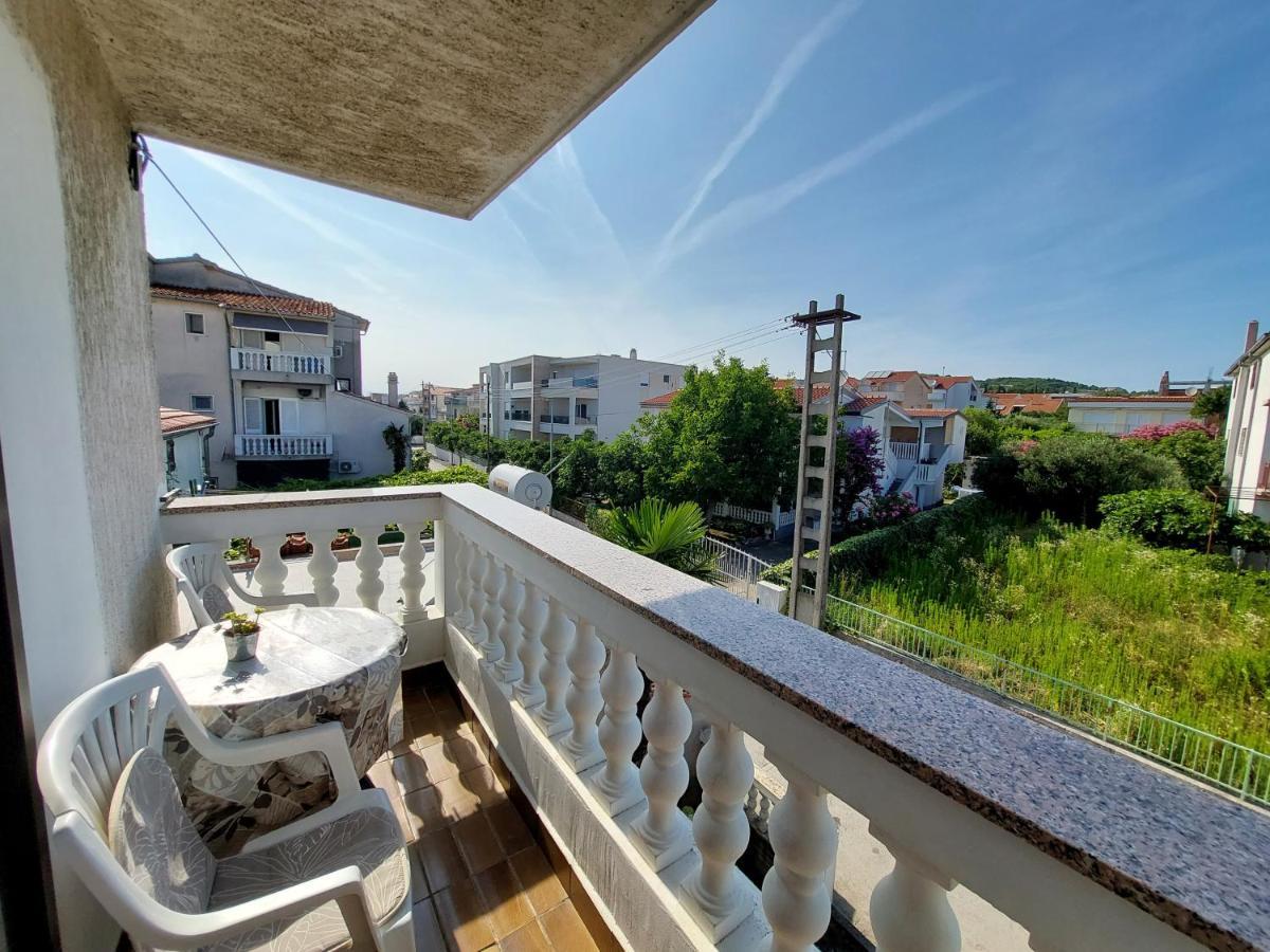 Apartmani Rahela Vodice Zewnętrze zdjęcie